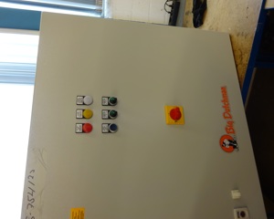 Contr cabinet egg cross collection 1+2, Kraemooshof